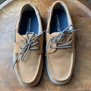Sperry Topsail Boat Shoes Boys Size 4 Worn once